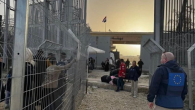 Photo of مركز حقوقي: إغلاق معابر غزة بذريعة التصعيد مع إيران عقاب جماعي لمليوني فلسطيني