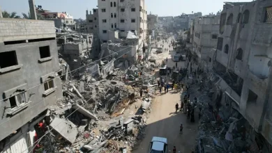 Photo of 3 شهداء وعشرات الإصابات في غزة.. وارتفاع حصيلة ضحايا العدوان إلى 73,054 شهيدًا
