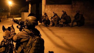 Photo of اقتحامات واعتقالات في الضفة الغربية والقدس فجر اليوم