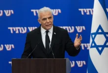 Photo of لابيد يحذر من تدهور علاقات إسرائيل الدولية ويحمّل حكومة نتنياهو المسؤولية