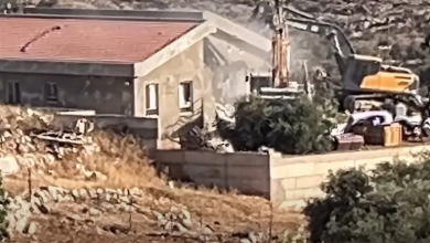 Photo of الاحتلال يهدم 9 منازل ومنشأة زراعية في القدس ورام الله وجنين
