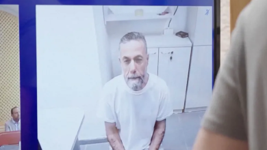 Photo of بريطانيا تتابع قضية حسام أبو صفية ومحكمة إسرائيلية تُلزم حكومة نتنياهو بالرد (فيديو)