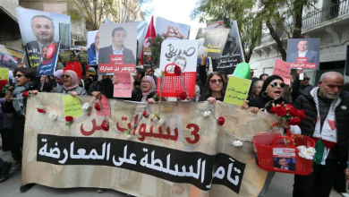 Photo of تونس.. اتهامات بتصاعد التضييقات بعد منع السلطات اجتماعا حزبيا