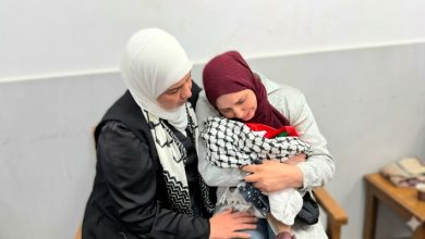 Photo of استشهاد رضيع غرب رام الله بعد منع الاحتلال نقله للعلاج (شاهد)