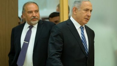 Photo of ليبرمان يتهم نتنياهو بالكذب بشأن إيران: لا تمتلك قنبلة نووية والحكومة تهرب من إخفاقاتها