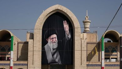 Photo of إيران تبدأ مراسم التشييع الرسمية لخامنئي وسط إجراءات أمنية مشددة