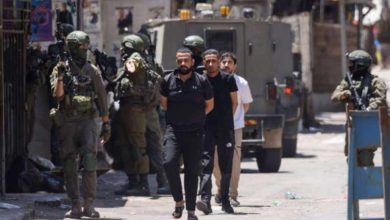 Photo of الاحتلال يعتقل 25 فلسطينيًا خلال اقتحامات واسعة في الضفة الغربية