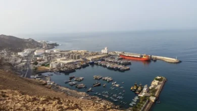 Photo of مخاوف من اتساع الحرب.. الحوثيون يستهدفون منشآت نفط سعودية وإيران تتهم أوكرانيا بمهاجمة سفينة في بحر قزوين