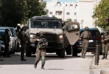 Photo of تصعيد إسرائيلي في الضفة الغربية: إصابات واعتقالات وإخطارات هدم وسط اعتداءات للمستوطنين