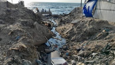 Photo of الحرب تجعل البحر مصبًا للصرف الصحي.. كارثة جديدة تطارد سكان غزة