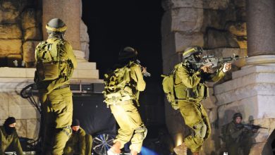 Photo of اقتحامات واعتقالات وهدم وهجمات للمستوطنين بالضفة