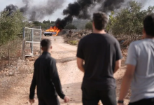 Photo of الضفة.. مستوطنون يحرقون 3 مركبات فلسطينية ويدمرون شبكة كهرباء