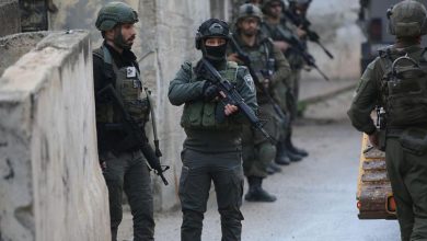 Photo of 19 معتقلًا في حملة اقتحامات إسرائيلية واسعة طالت مدنًا وبلدات بالضفة الغربية والقدس