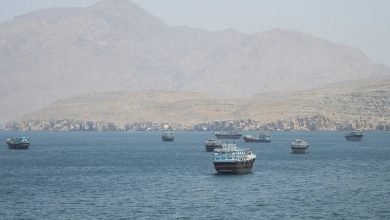 Photo of إيران: مضيق هرمز سيبقى مغلقًا حتى قبول شروطنا