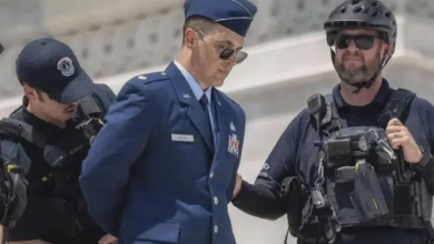 Photo of احتجاز ضابط أميركي بعد دعوته لعزل ترامب وانتقاده سياساته