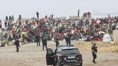 Photo of ارتفاع قياسي لعدد القاصرين المغاربة في سبتة وإسبانيا تستعد لنقل 500 فتاة