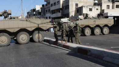Photo of اقتحامات واعتقالات وتشديد للإغلاق في الضفة