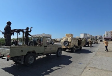 Photo of القوات الحكومية اليمنية تعلن السيطرة على جبل قرفان في تعز