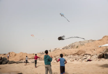 Photo of “قتلة الأطفال يخافون ألعابهم”.. سخرية من ذعر تل أبيب تجاه الطائرات الورقية (شاهد)