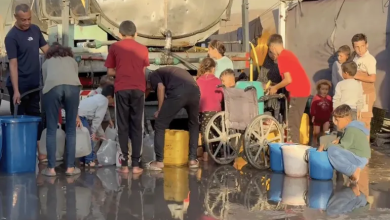 Photo of غزة من الفجر إلى الغروب.. يوميات 5 فلسطينيين تحت الحصار (شاهد)
