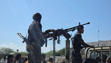 Photo of الجيش اليمني: تحييد عناصر وعتاد للحوثيين خلال 414 عملية في 24 ساعة