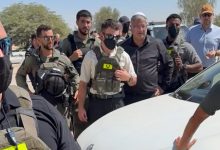 Photo of بن غفير يقتحم بير هداج..  ومواجهة كلامية مع الأهالي: “لن ننكسر ولن نتزحزح”