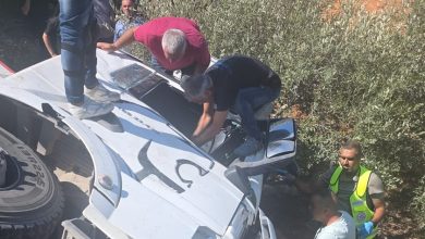 Photo of إصابة خطيرة لسائق من كفر كنا إثر انقلاب مضخة باطون في البعينة-نجيدات