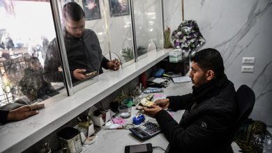 Photo of الكاش يتحول إلى عبء في غزة… ما السبب؟