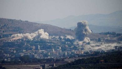Photo of غارات إسرائيلية مكثفة تستهدف بلدات ومناطق في قضاء النبطية جنوبي لبنان