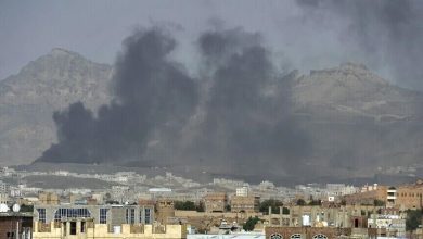 Photo of القوات الحكومية اليمنية تقصف مواقع للحوثيين وتسقط مسيرة في الجوف