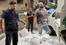 Photo of 5 كيلوغرامات من الطحين.. معادلة البقاء الصعبة للاجئين الفلسطينيين بلبنان