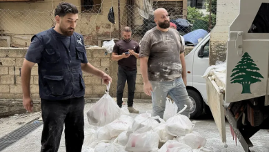 Photo of 5 كيلوغرامات من الطحين.. معادلة البقاء الصعبة للاجئين الفلسطينيين بلبنان