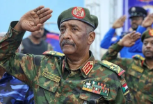 Photo of البرهان: مستمرون في الحسم العسكري وتحرير كل شبر من أرض الوطن
