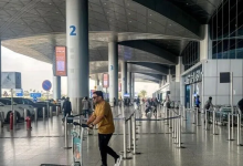 Photo of تمديد تعليق العمليات في مطار الملك خالد بالرياض