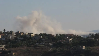 Photo of قصف إسرائيلي على جنوبي لبنان وتحذيرات من قنابل عنقودية وألغام