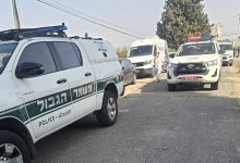 Photo of إصابة 3 أشخاص بجريمة إطلاق نار في شفاعمرو وحالة أحدهم خطيرة