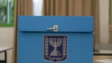 Photo of فرز 97% من الأصوات.. “معسكر نتنياهو” يحصد 53 مقعدًا و”المعارضة” 48 و”الأحزاب العربية” 19 مقعدا