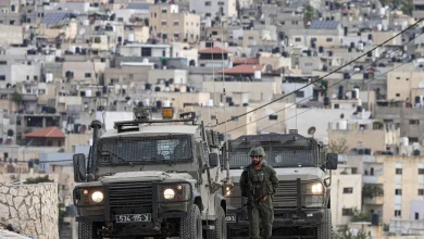 Photo of اقتحامات واعتقالات واسعة بالضفة.. مواجهات وإصابات في عدة مناطق