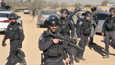 Photo of 72 معتقلًا في النقب.. مزاعم إسرائيلية بإحباط خلية مسلحة وهجمات في بئر السب