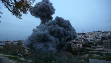 Photo of إصابة 6 أشخاص بغارة إسرائيلية استهدفت مركبة شرقي لبنان