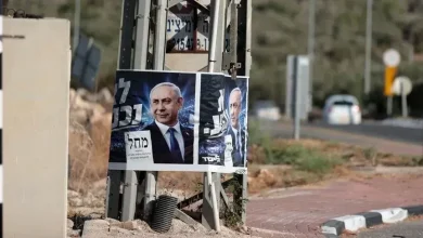 Photo of استطلاع إسرائيلي: تعادل بين معسكري نتنياهو والمعارضة و55% يؤيدون حكومة وحدة