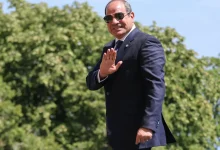 Photo of السيسي يقترح برنامجا لتأهيل مئات المرشحين المحتملين لرئاسة مصر