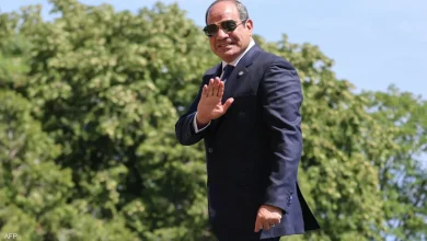 Photo of السيسي يقترح برنامجا لتأهيل مئات المرشحين المحتملين لرئاسة مصر